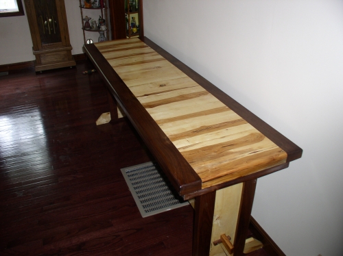 Serving Table